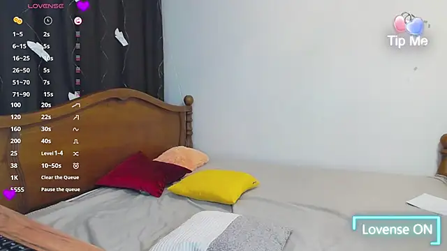 Lillianhot68 online show from 01.31.25