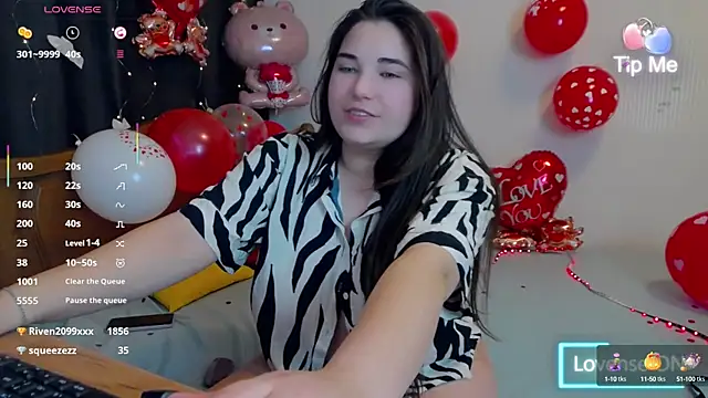 Lillianhot68 online show from 02.14.25