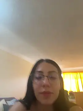 Snapshot of StaceyJones1 chatting on 03.15.25 StaceyJones1 online show from 03.15.25