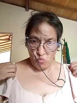 florecita69 online show from 10.12.25