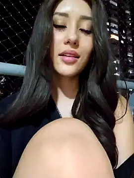 Snapshot of Selena_blake chatting on 02.01.25 Selena blake online show from 02.01.25