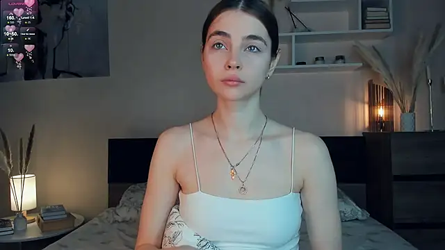 MaryJacksoon online show from 02.13.25