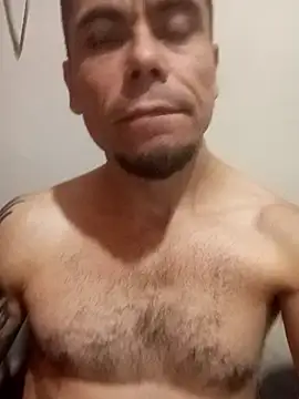 Snapshot of Hot796 chatting on 11.02.25 Hot796 online show from 11.02.25