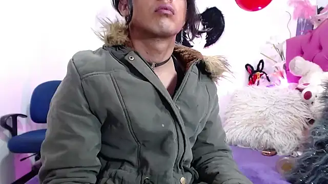 Snapshot of AlexaFontana chatting on 02.28.25 AlexaFontana online show from 02.28.25