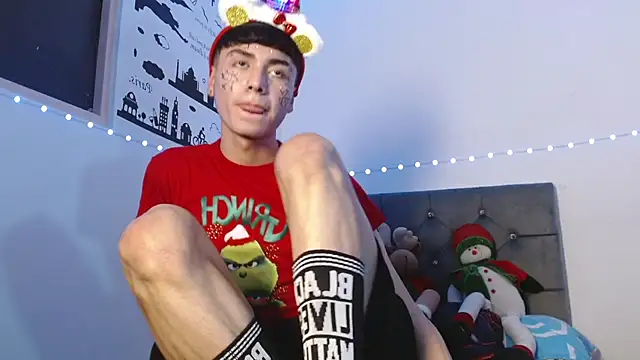 Snapshot of Im_juanda chatting on 12.11.24 Im juanda online show from 12.11.24