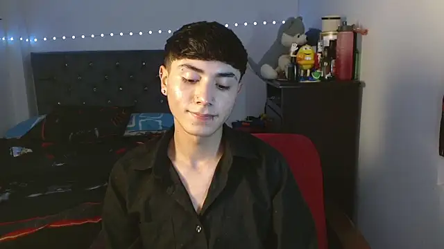 Snapshot of Im_juanda chatting on 12.19.24 Im juanda online show from 12.19.24