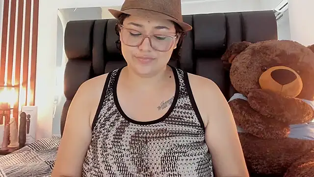 meikochoe online show from 03.19.25