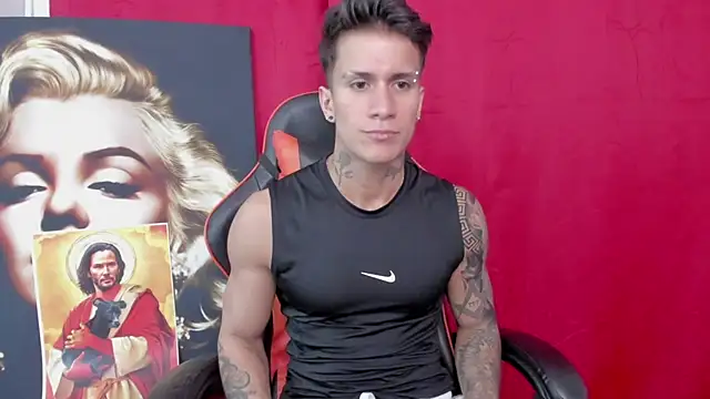 pettergrey1 online show from 03.18.25