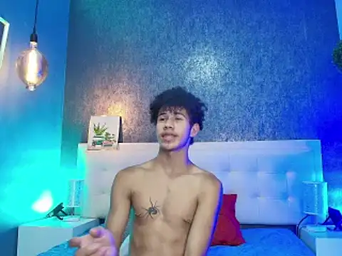 Snapshot of Erick_Zhimerman chatting on 03.14.25 Erick Zhimerman online show from 03.14.25