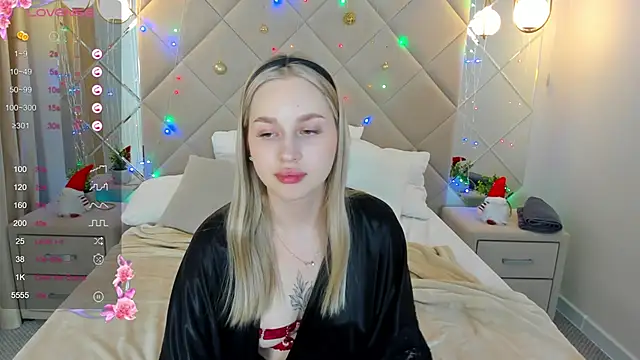 Carol  Cox online show from 01.02.25