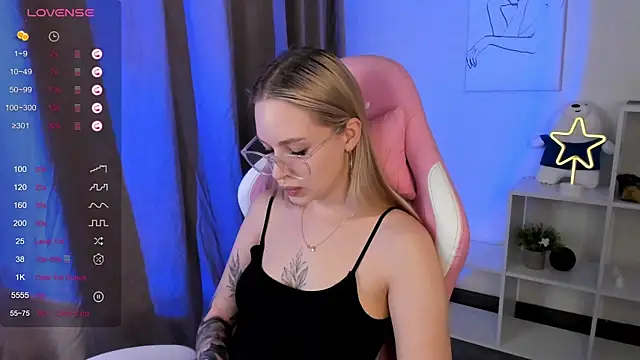 Carol  Cox online show from 03.06.25