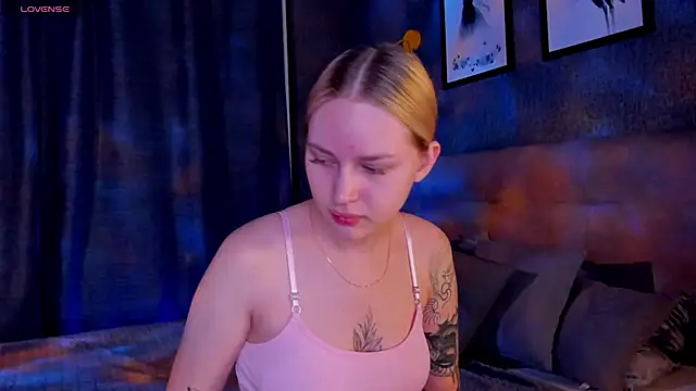 Carol  Cox online show from 09.17.25