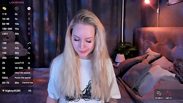 Carol  Cox online show from 09.22.25