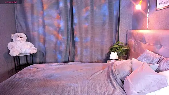 Carol  Cox online show from 09.29.25