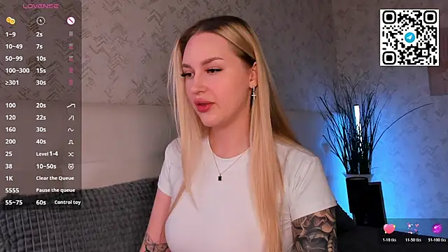 Carol  Cox online show from 11.10.25