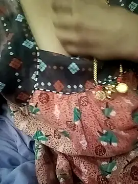 Snapshot of gunjan22 chatting on 12.16.24 gunjan22 online show from 12.16.24