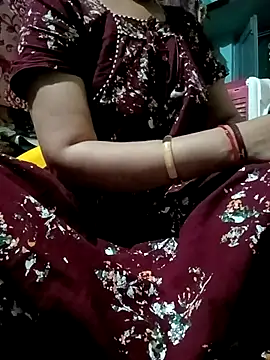 Snapshot of gunjan22 chatting on 03.13.25 gunjan22 online show from 03.13.25