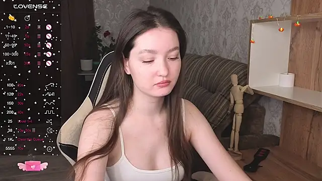 Snapshot of Fairyy_Moon chatting on 11.03.25 Fairyy Moon online show from 11.03.25