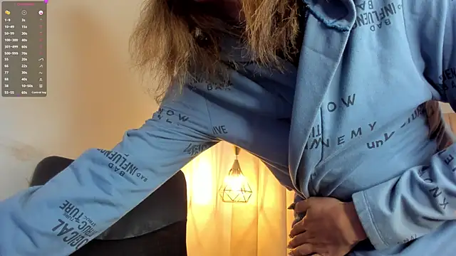 KylieVictoria online show from 12.11.24