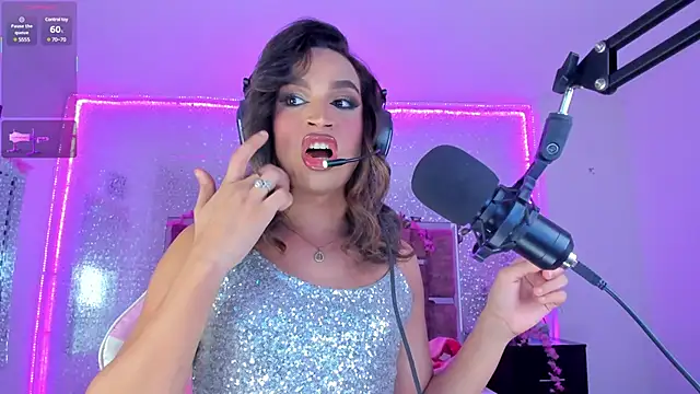 KylieVictoria online show from 01.24.25