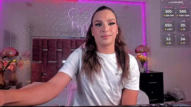 KylieVictoria online show from 09.26.25