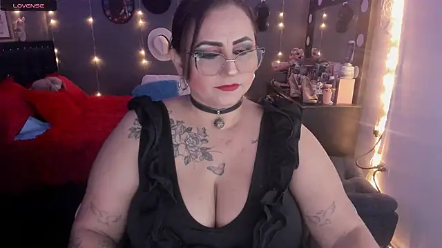 Ivonnee   online show from 03.02.25