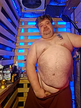 Snapshot of alienbunny chatting on 03.18.25 alienbunny online show from 03.18.25