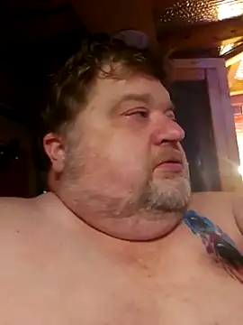 Snapshot of alienbunny chatting on 10.14.25 alienbunny online show from 10.14.25