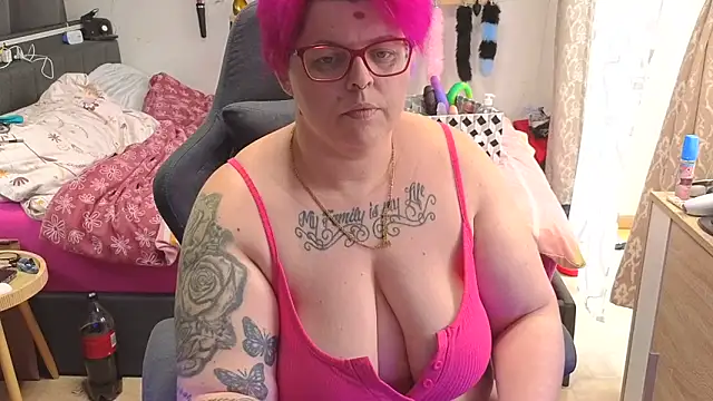 SunshineLexi online show from 02.24.25