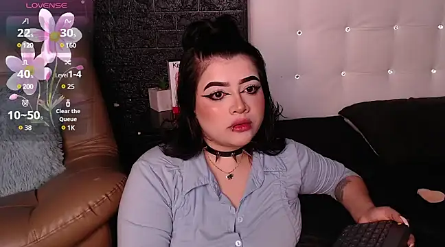 Snapshot of _ValeryStone_ chatting on 02.22.25  ValeryStone  online show from 02.22.25