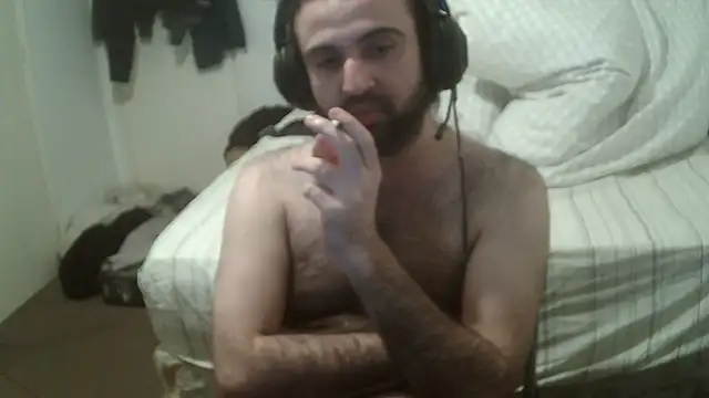 Snapshot of rampartzz chatting on 03.04.25 rampartzz online show from 03.04.25