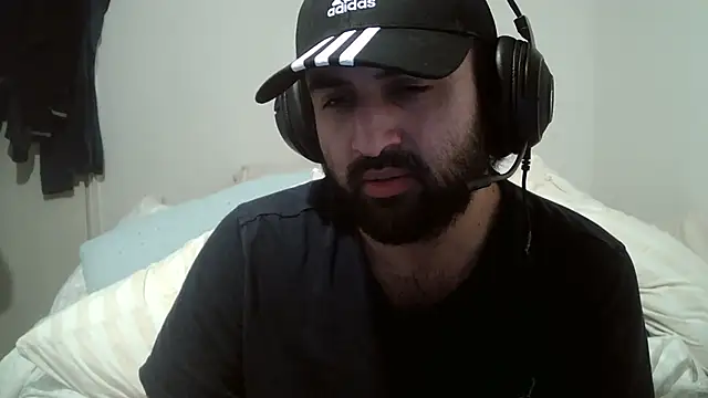 Snapshot of rampartzz chatting on 03.09.25 rampartzz online show from 03.09.25