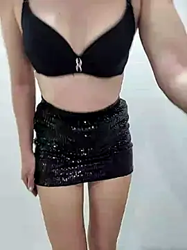 Snapshot of NEW_CRYSTAL chatting on 03.17.25 NEW CRYSTAL online show from 03.17.25