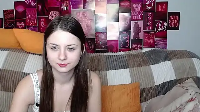 Snapshot of MilanaRoza chatting on 01.26.25 MilanaRoza online show from 01.26.25