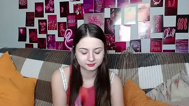 Snapshot of MilanaRoza chatting on 02.03.25 MilanaRoza online show from 02.03.25