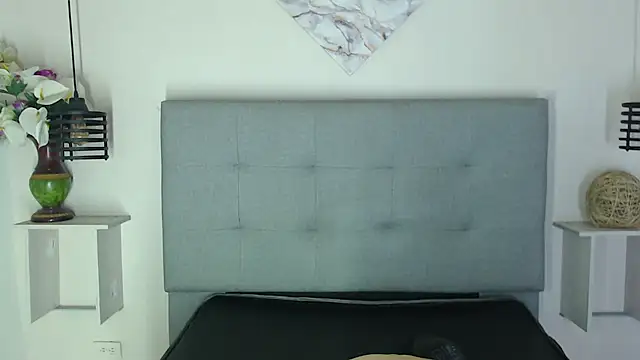 Snapshot of Eban_Dustan chatting on 01.07.25 Eban Dustan online show from 01.07.25