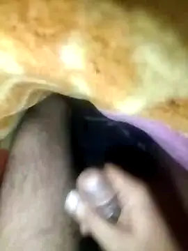 Snapshot of nidansohib1230 chatting on 12.21.24 nidansohib1230 online show from 12.21.24