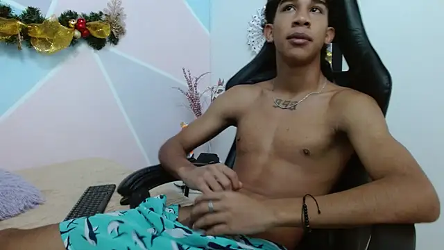 Snapshot of hares_mds chatting on 12.19.24 hares mds online show from 12.19.24