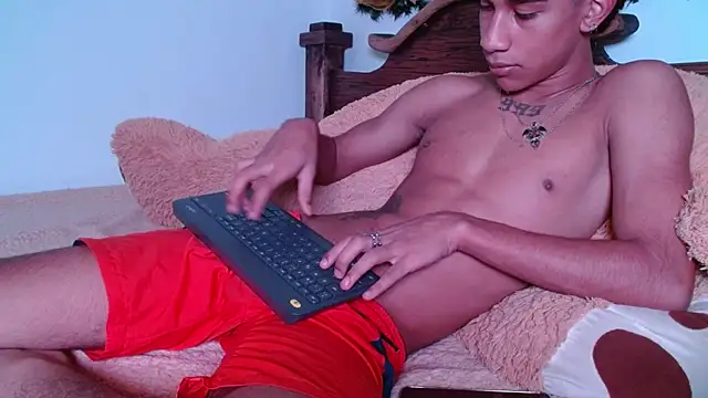 Snapshot of hares_mds chatting on 12.21.24 hares mds online show from 12.21.24