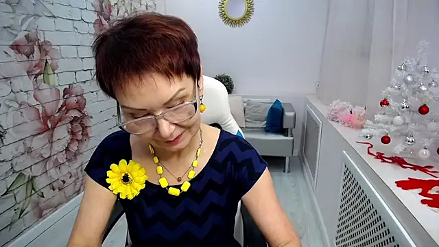 Snapshot of Cutie_Asya chatting on 12.05.24 Cutie Asya online show from 12.05.24