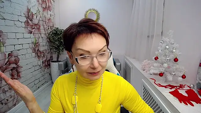 Snapshot of Cutie_Asya chatting on 12.09.24 Cutie Asya online show from 12.09.24