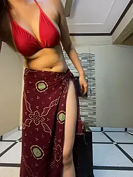 Snapshot of Shabnam88 chatting on 02.13.25 Shabnam88 online show from 02.13.25