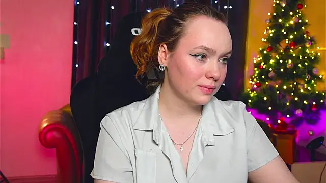 Snapshot of Kari_Lunna chatting on 01.04.25 Kari Lunna online show from 01.04.25