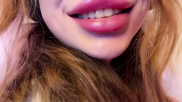 Snapshot of PaulaPratt chatting on 01.13.25 PaulaPratt online show from 01.13.25