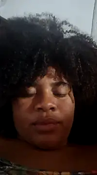 Snapshot of DANIELA_MICHEL chatting on 01.18.25 DANIELA MICHEL online show from 01.18.25