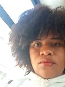 Snapshot of DANIELA_MICHEL chatting on 02.05.25 DANIELA MICHEL online show from 02.05.25