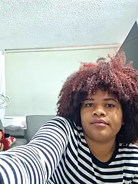 Snapshot of DANIELA_MICHEL chatting on 09.29.25 DANIELA MICHEL online show from 09.29.25