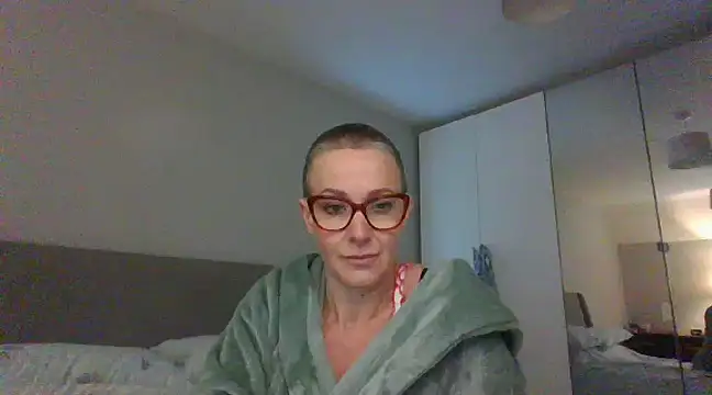 Snapshot of ELEGANT-ARIA36 chatting on 02.11.25 ELEGANT-ARIA36 online show from 02.11.25