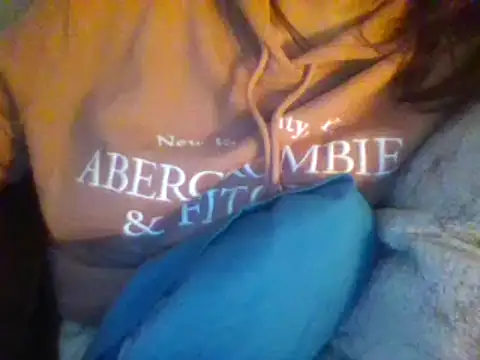 Snapshot of Fiesty_findom40 chatting on 01.30.25 Fiesty findom40 online show from 01.30.25