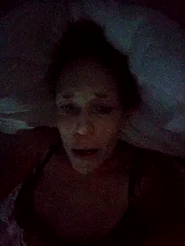 Snapshot of Fiesty_findom40 chatting on 09.27.25 Fiesty findom40 online show from 09.27.25